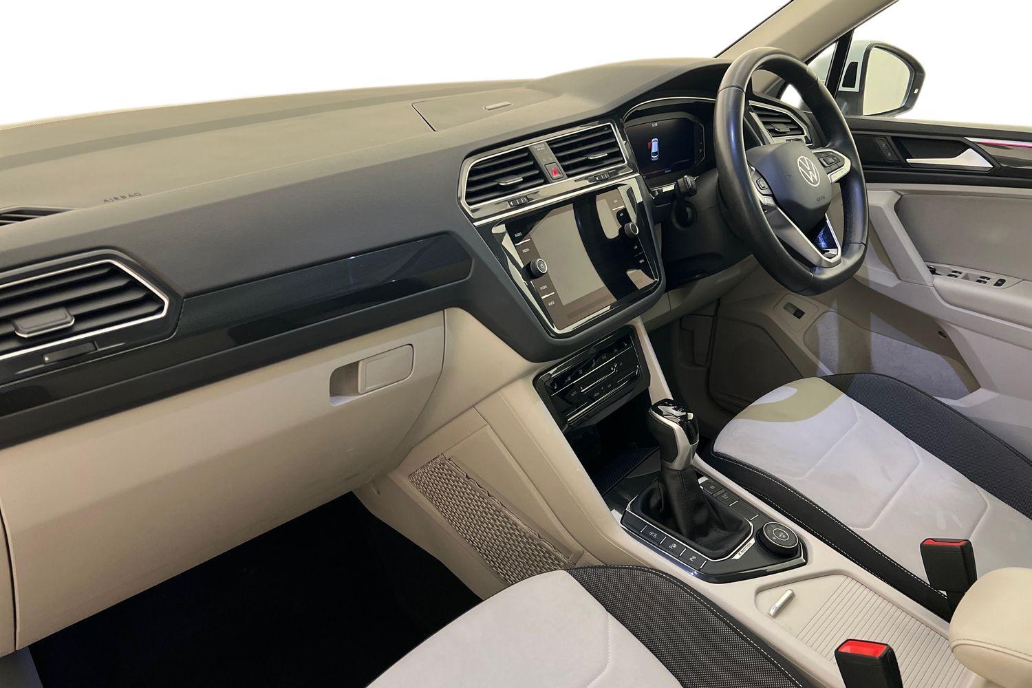 Used Volkswagen Tiguan 2022 for sale - 76675178: Photo 2