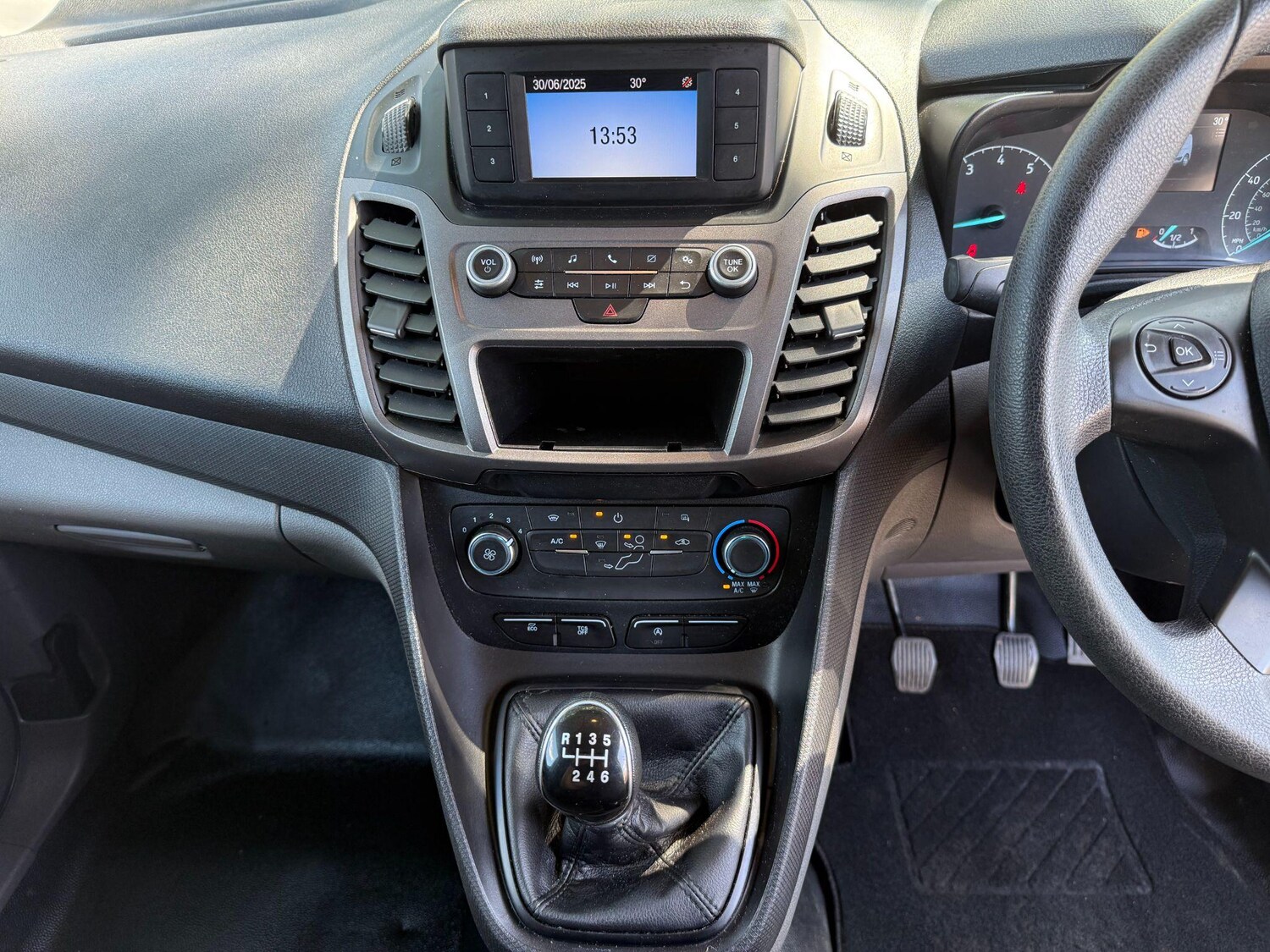 Used Ford Transit Connect 2019 for sale - 76802436: Photo 21