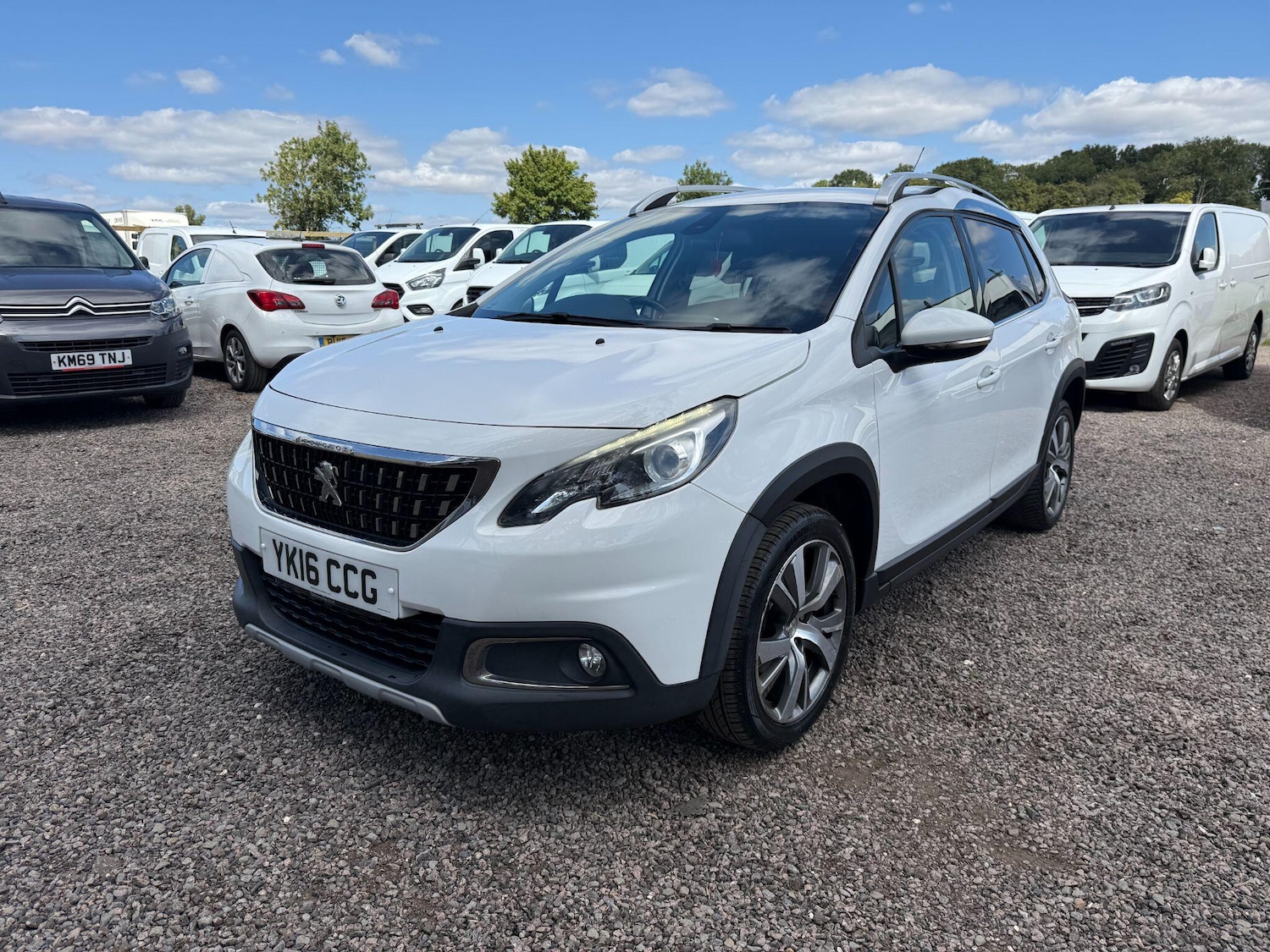 Used Peugeot 2008 2016 for sale - 76781879: Photo 10