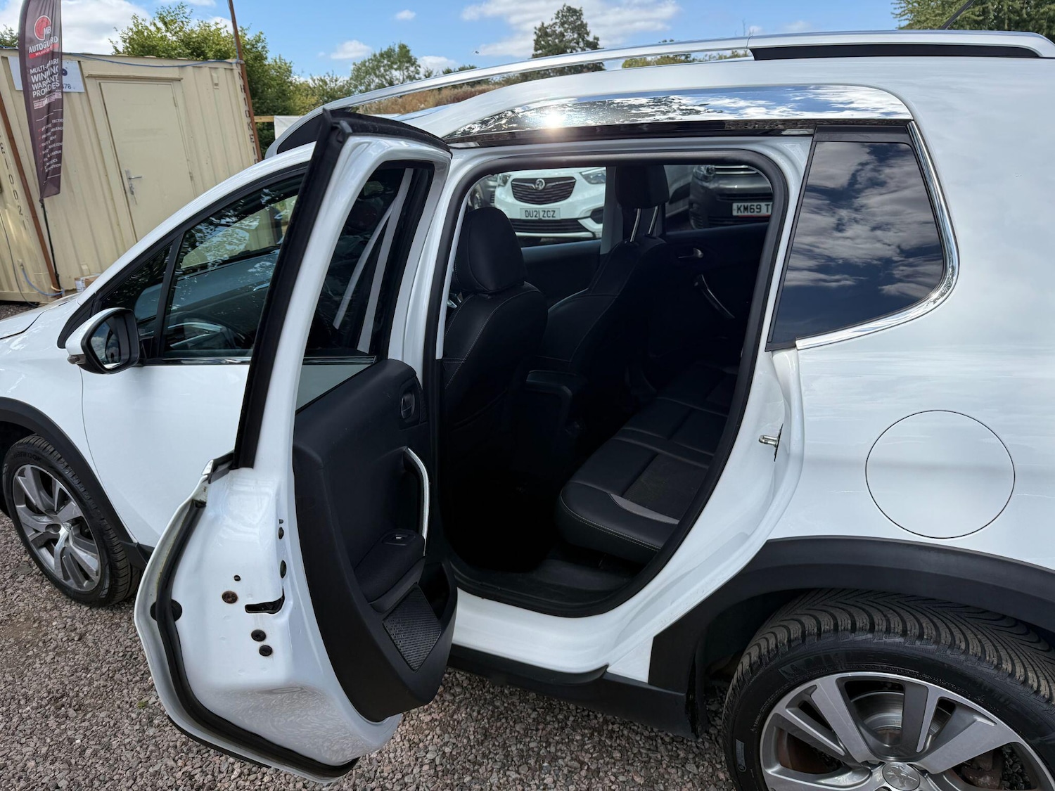 Used Peugeot 2008 2016 for sale - 76781879: Photo 15