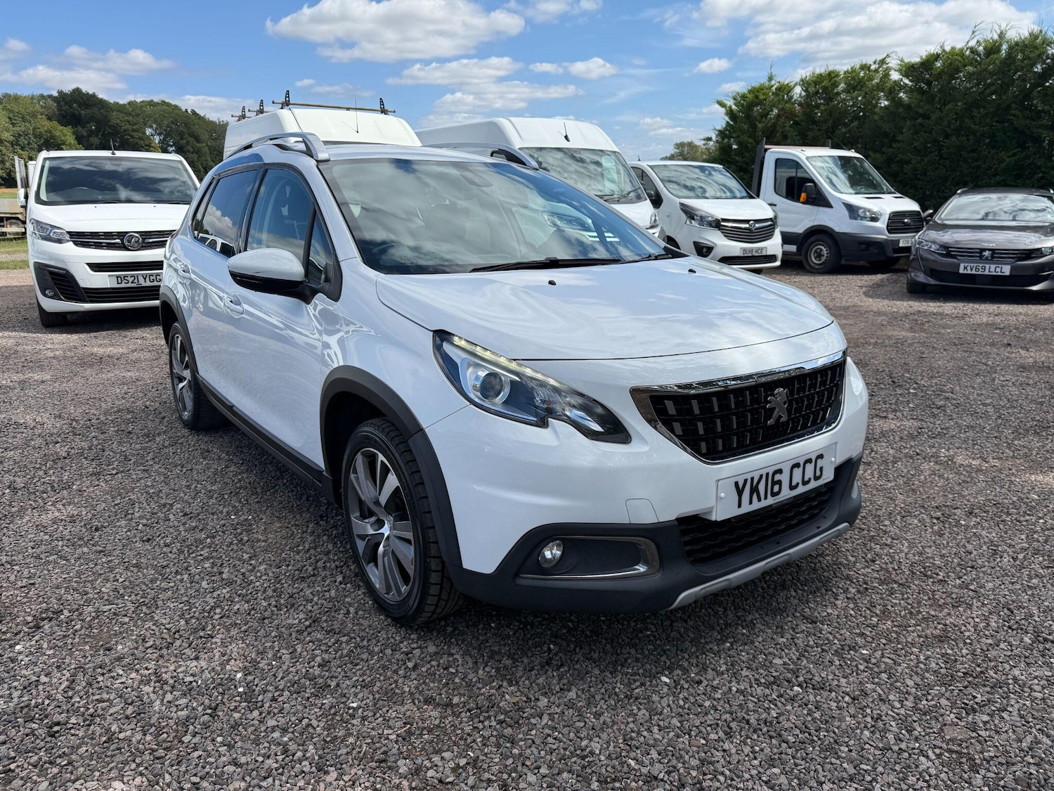 Used Peugeot 2008 2016 for sale - 76781879: Photo 3