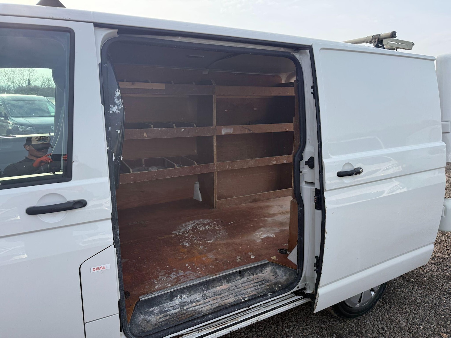 Used Volkswagen Transporter 2017 for sale - 77970254: Photo 30