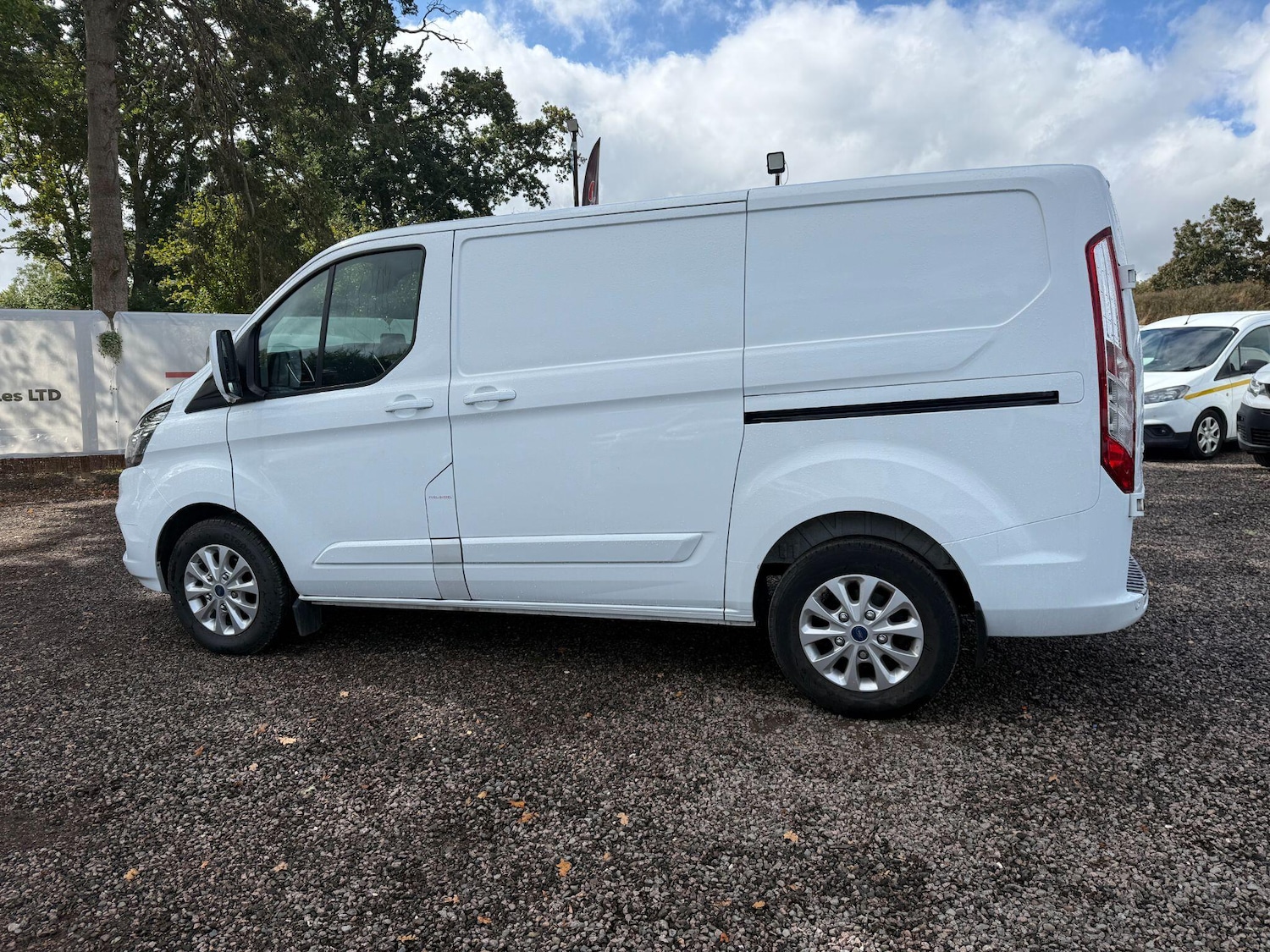 Used Ford Transit Custom for sale - 76802431: Photo 12