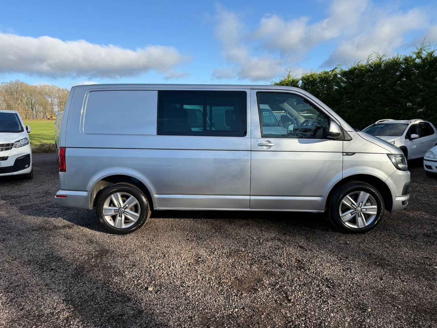 Used Volkswagen Transporter 2019 for sale - 76780677: Photo 30