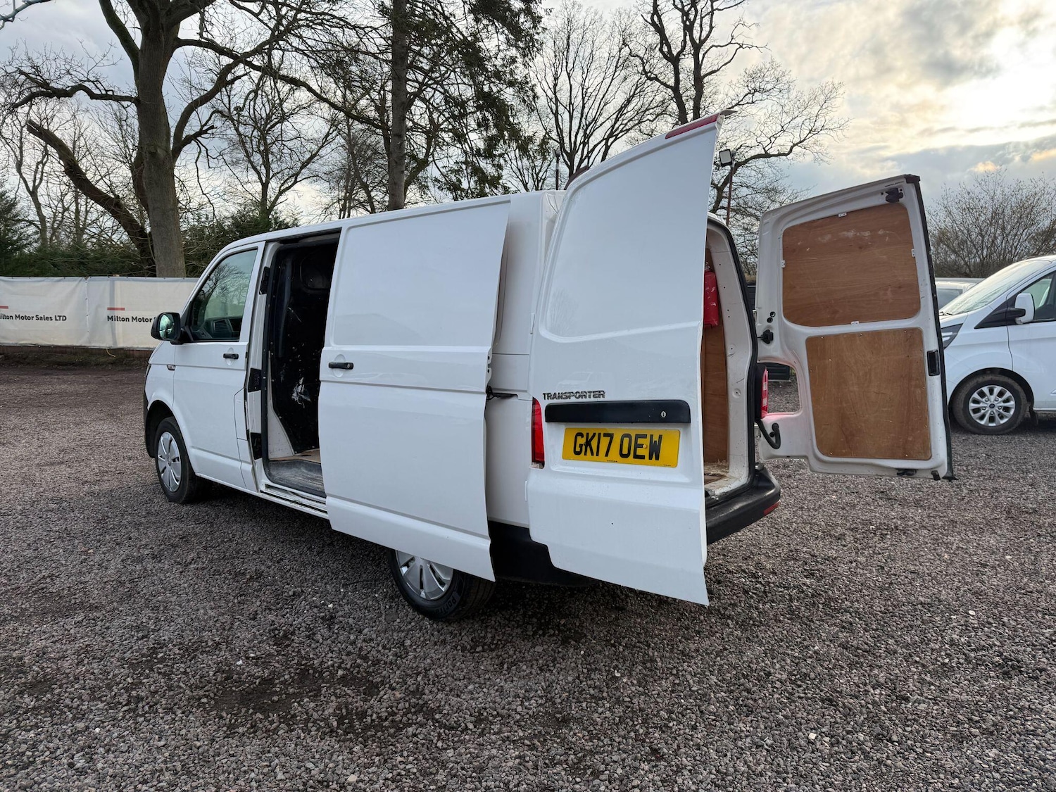 Used Volkswagen Transporter 2017 for sale - 77496915: Photo 18