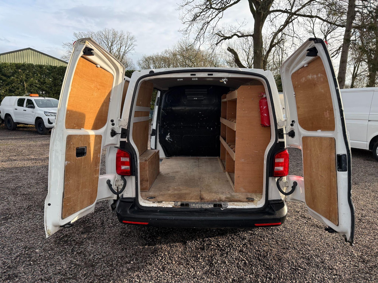 Used Volkswagen Transporter 2017 for sale - 77496915: Photo 33