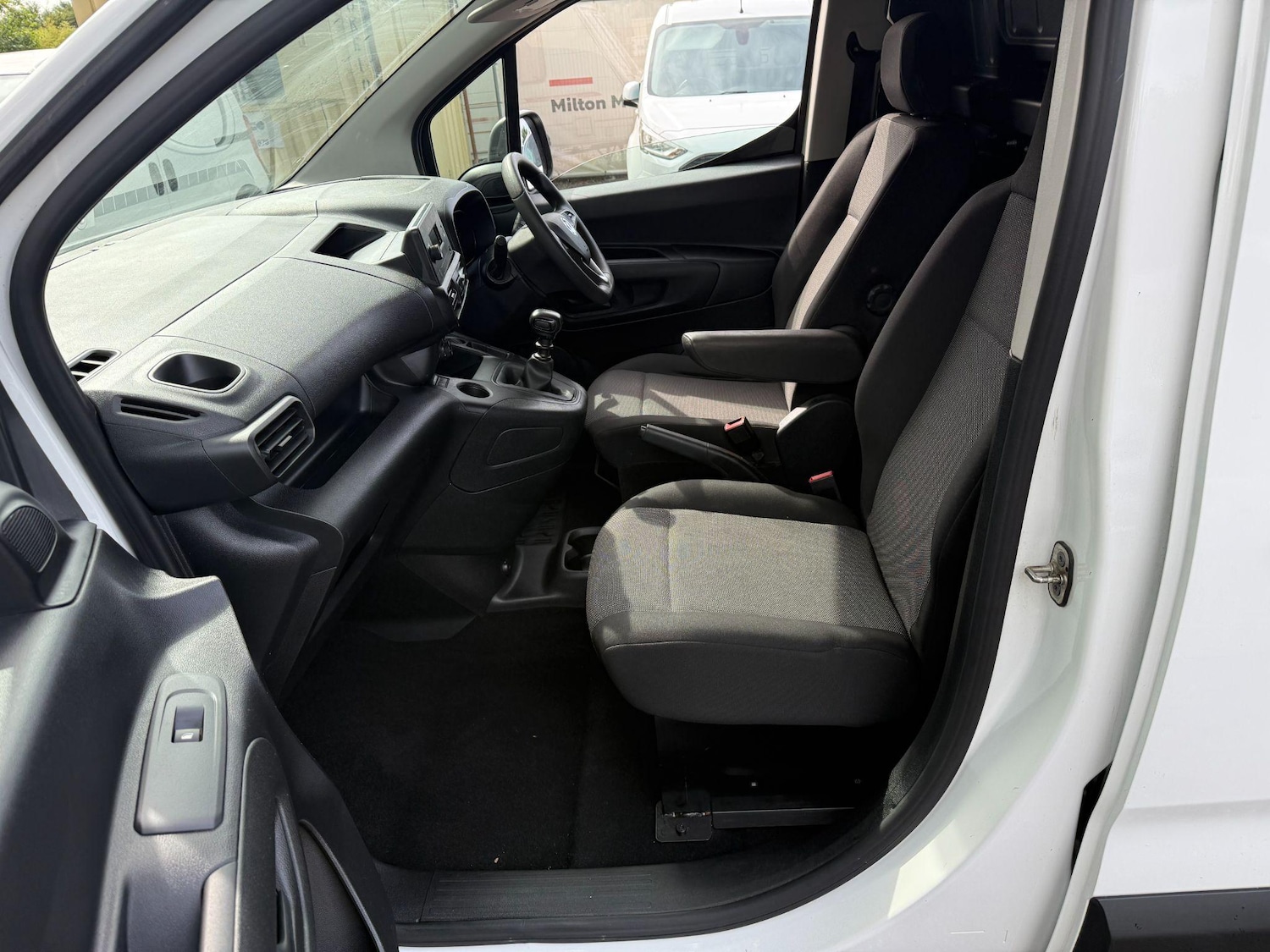 Used Vauxhall Combo for sale - 77050027: Photo 24