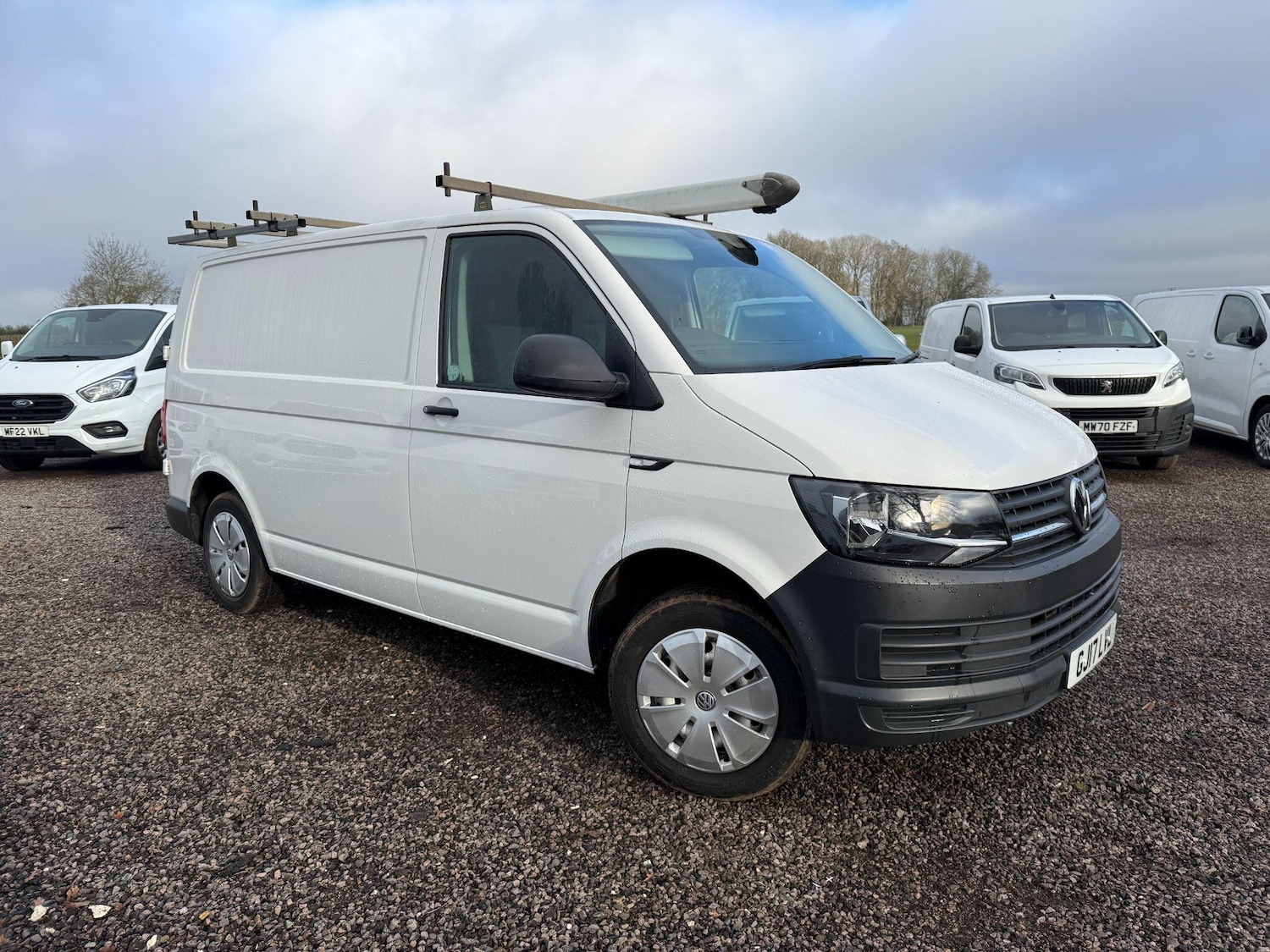 Used Volkswagen Transporter 2017 for sale - 77229883: Photo 9