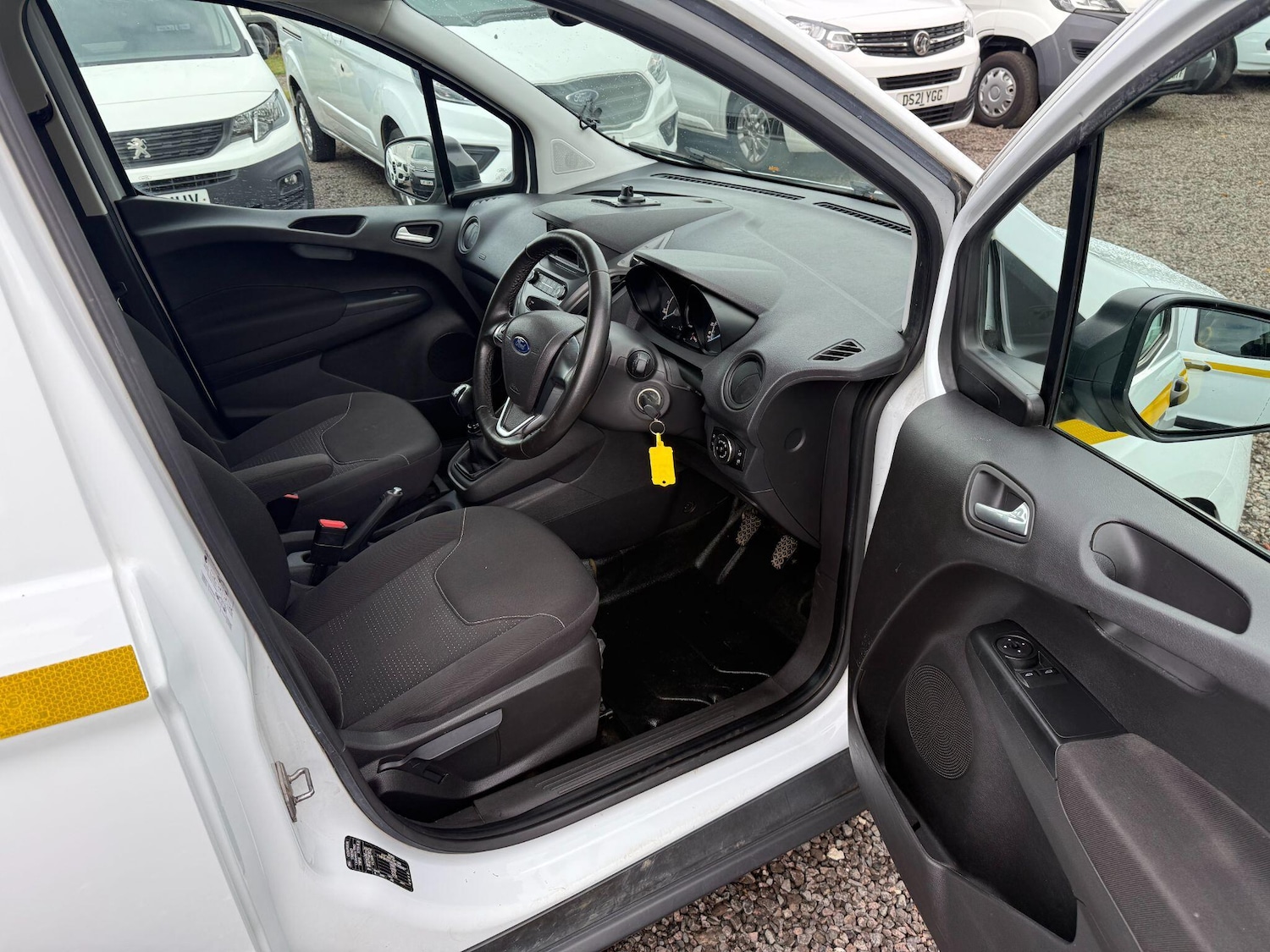 Used Ford Transit Courier 2021 for sale - 76781184: Photo 18