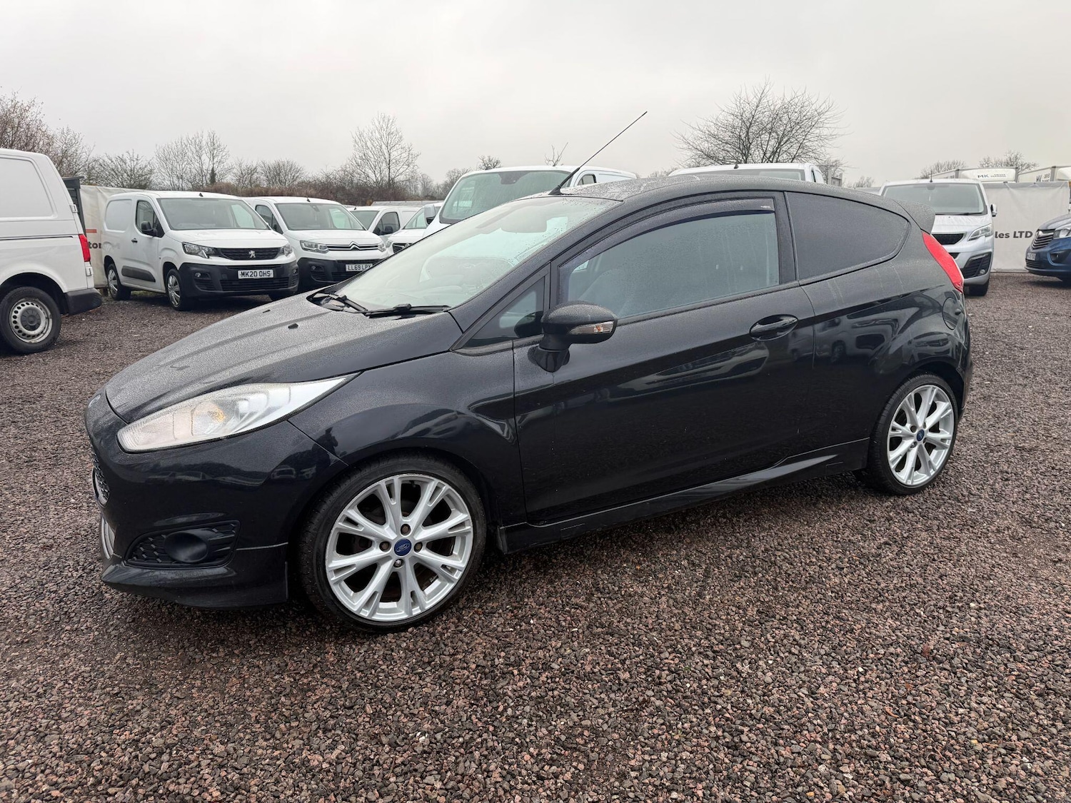 Used Ford Fiesta 2014 for sale - 77468048: Photo 4