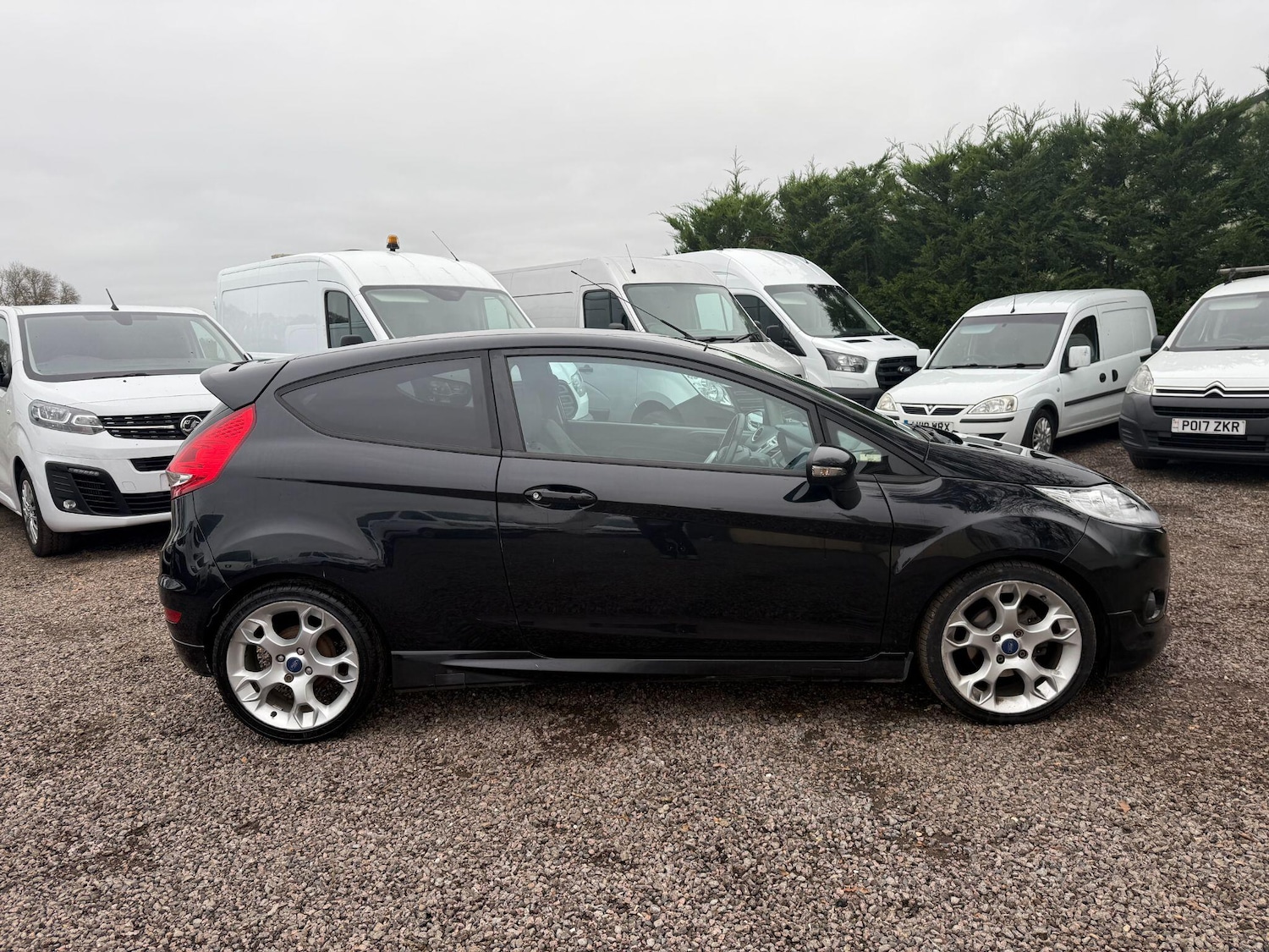 Used Ford Fiesta 2011 for sale - 77081655: Photo 15