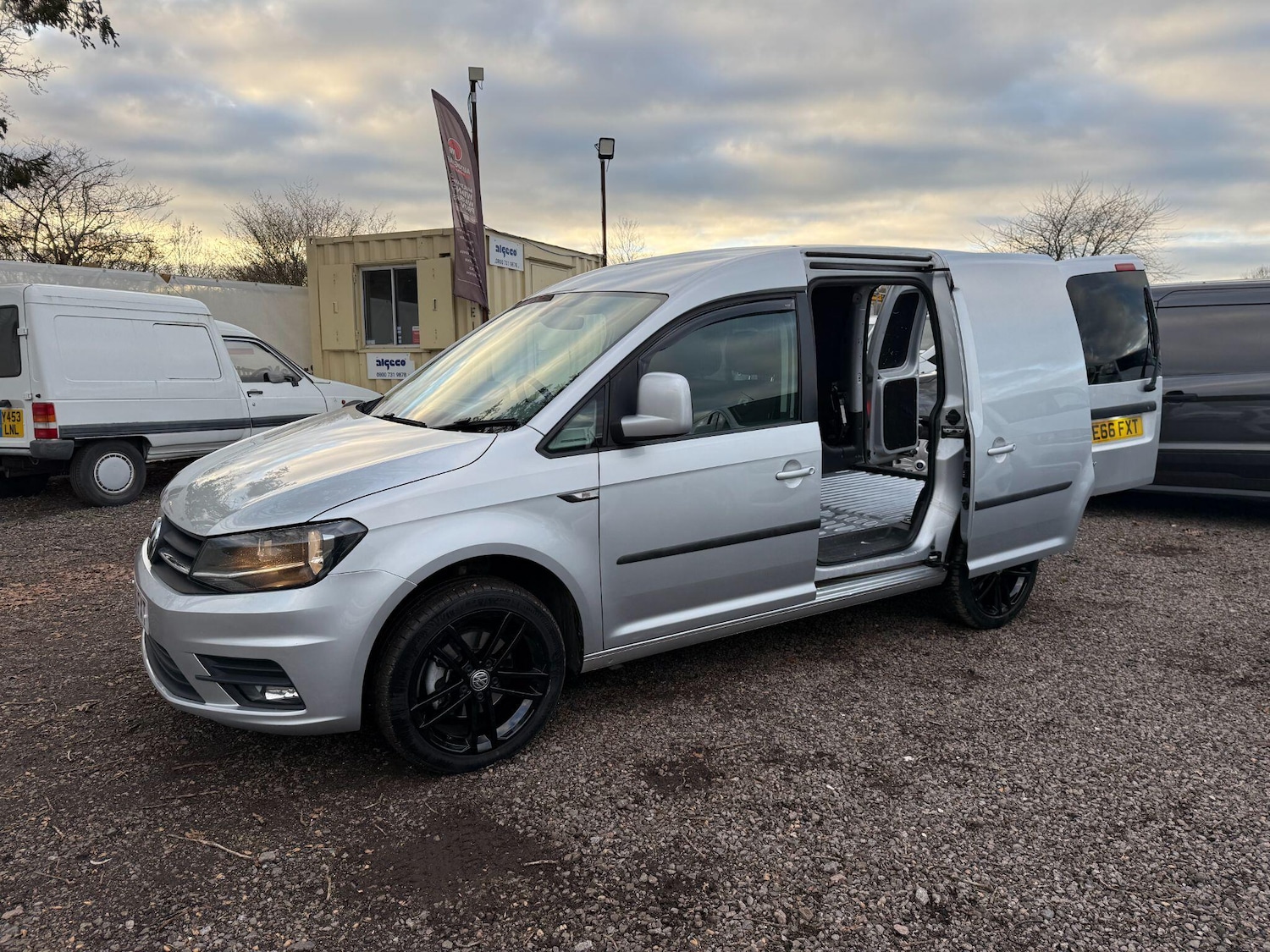 Used Volkswagen Caddy 2016 for sale - 76781916: Photo 24