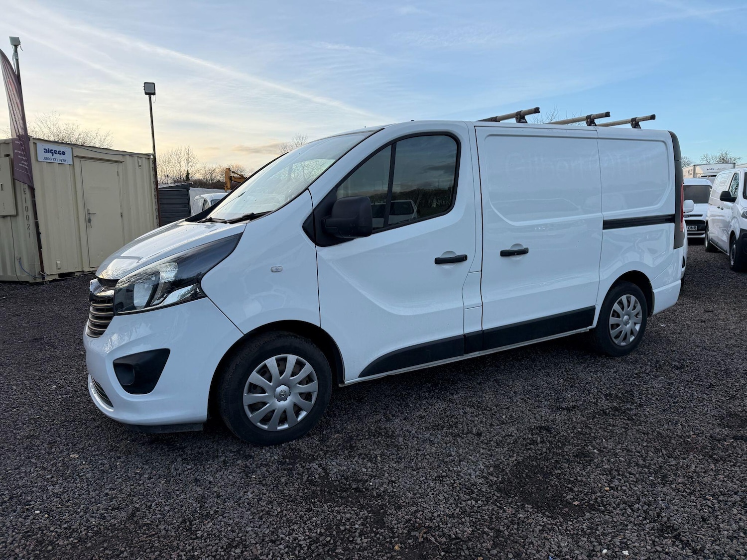 Used Vauxhall Vivaro 2018 for sale - 77131151: Photo 4
