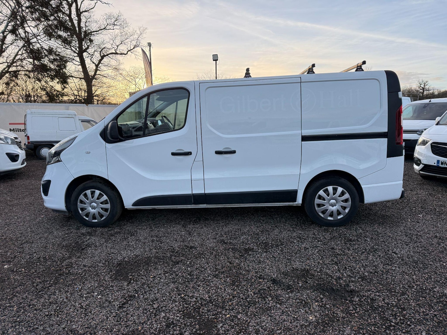 Used Vauxhall Vivaro 2018 for sale - 77131151: Photo 5