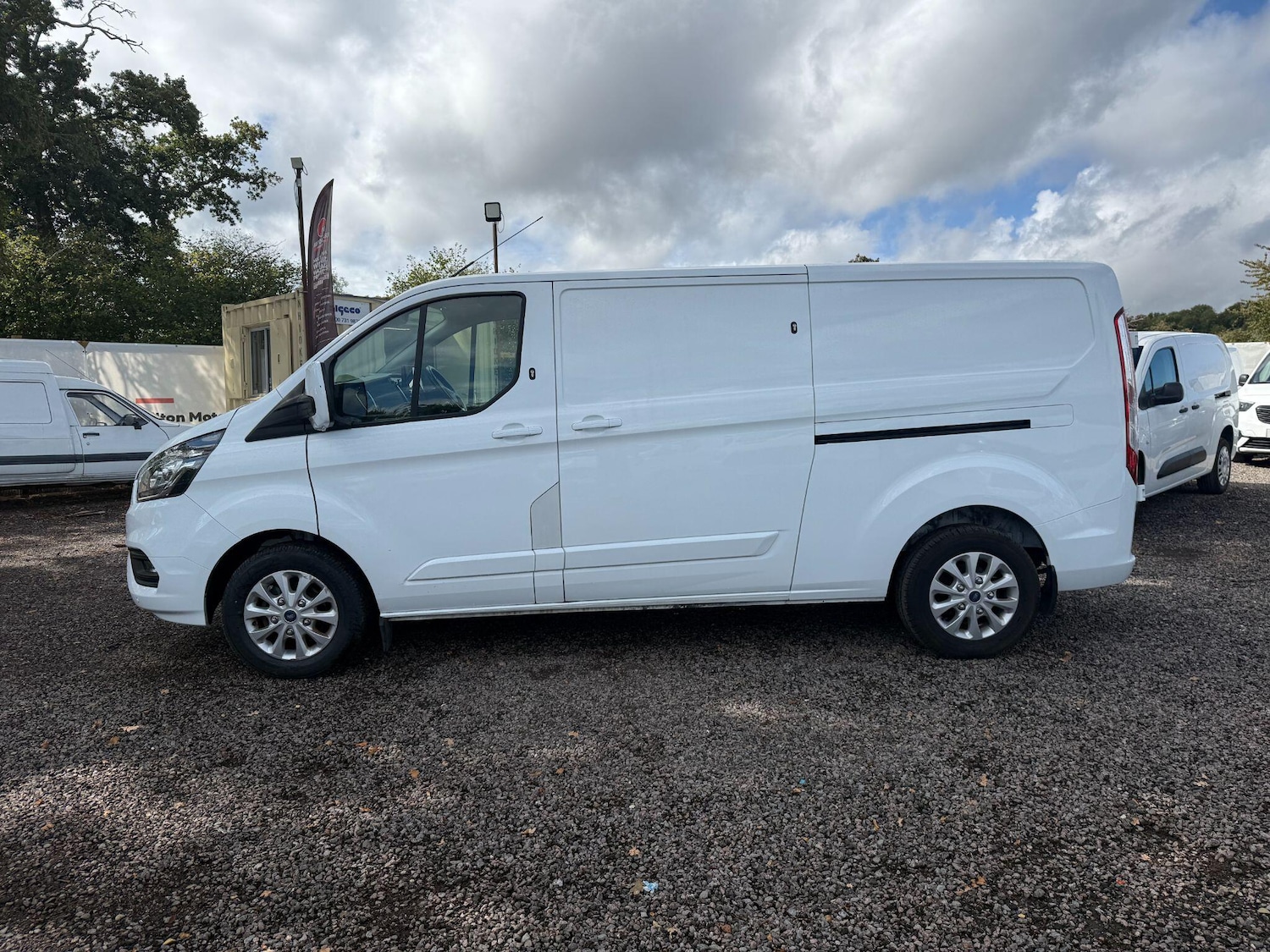 Used Ford Transit Custom 2022 for sale - 76802426: Photo 10