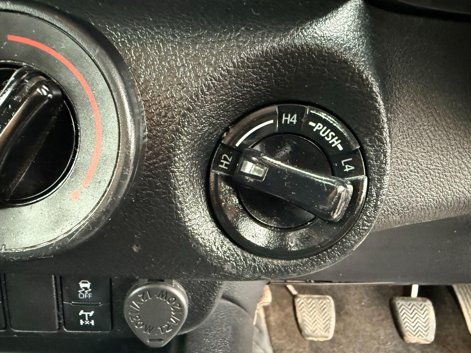 Used Toyota Hilux 2021 for sale - 77510086: Photo 25