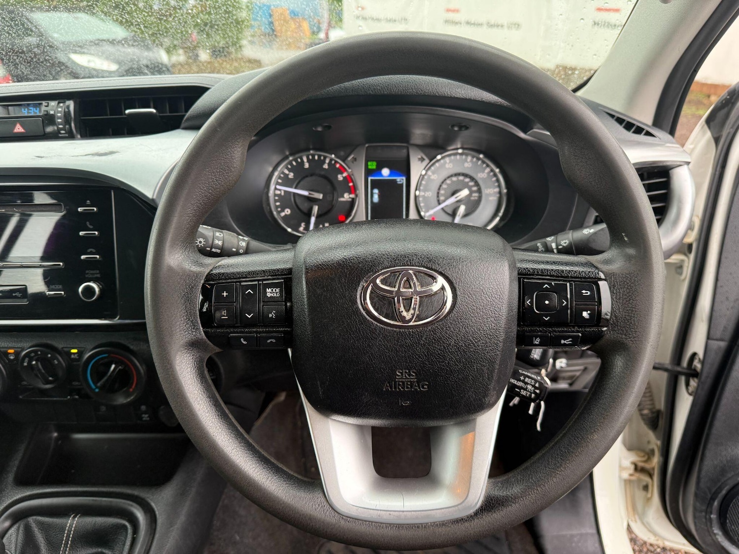 Used Toyota Hilux 2021 for sale - 77510086: Photo 37