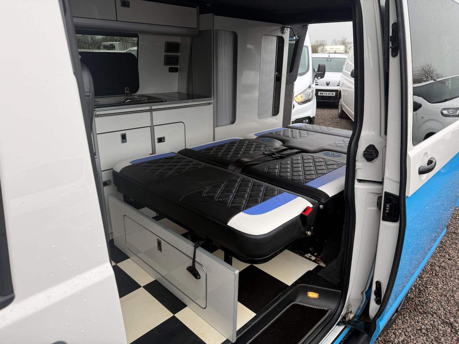 Used Volkswagen Transporter 2018 for sale - 78184709: Photo 46