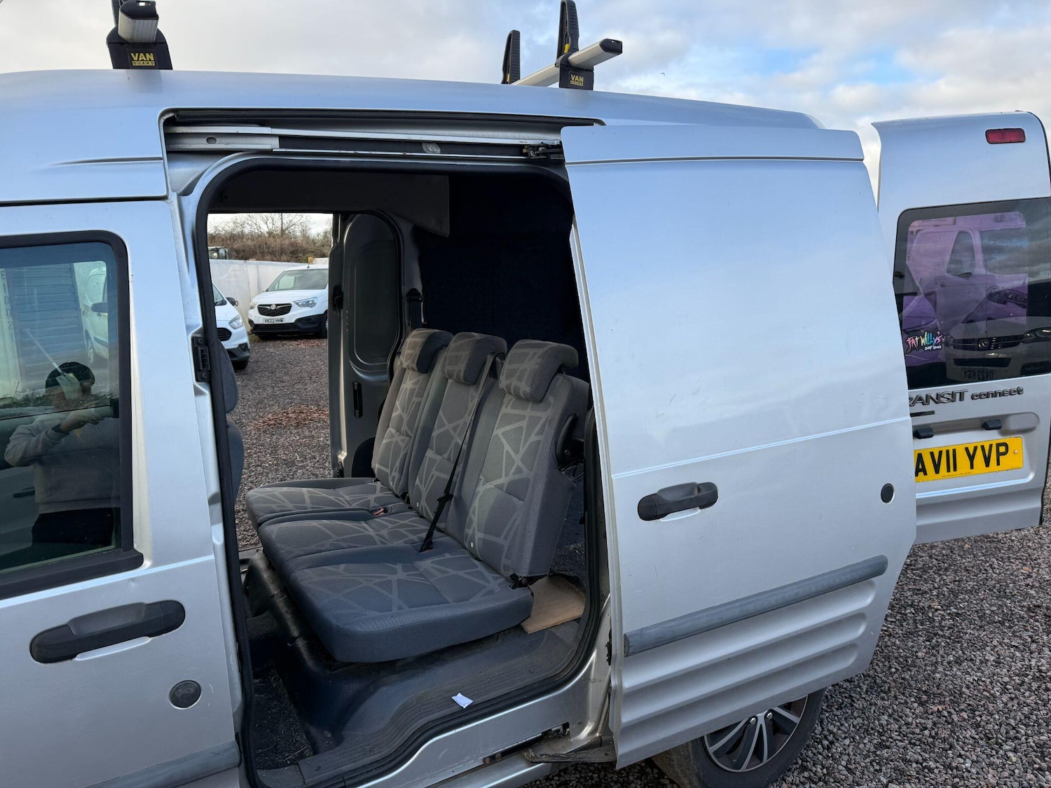 Used Ford Transit Connect 2011 for sale - 77131265: Photo 2