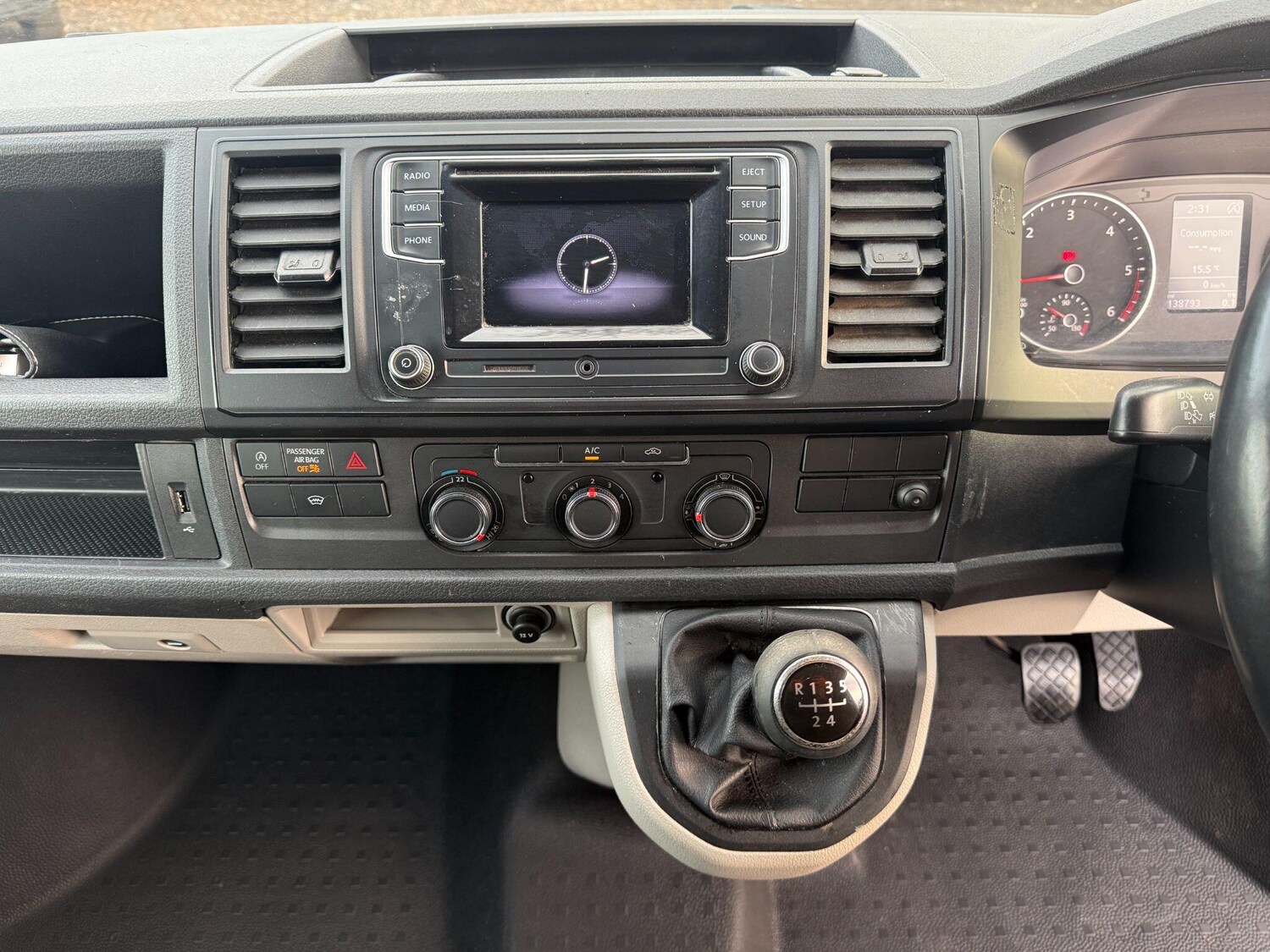 Used Volkswagen Transporter for sale - 77670452: Photo 35