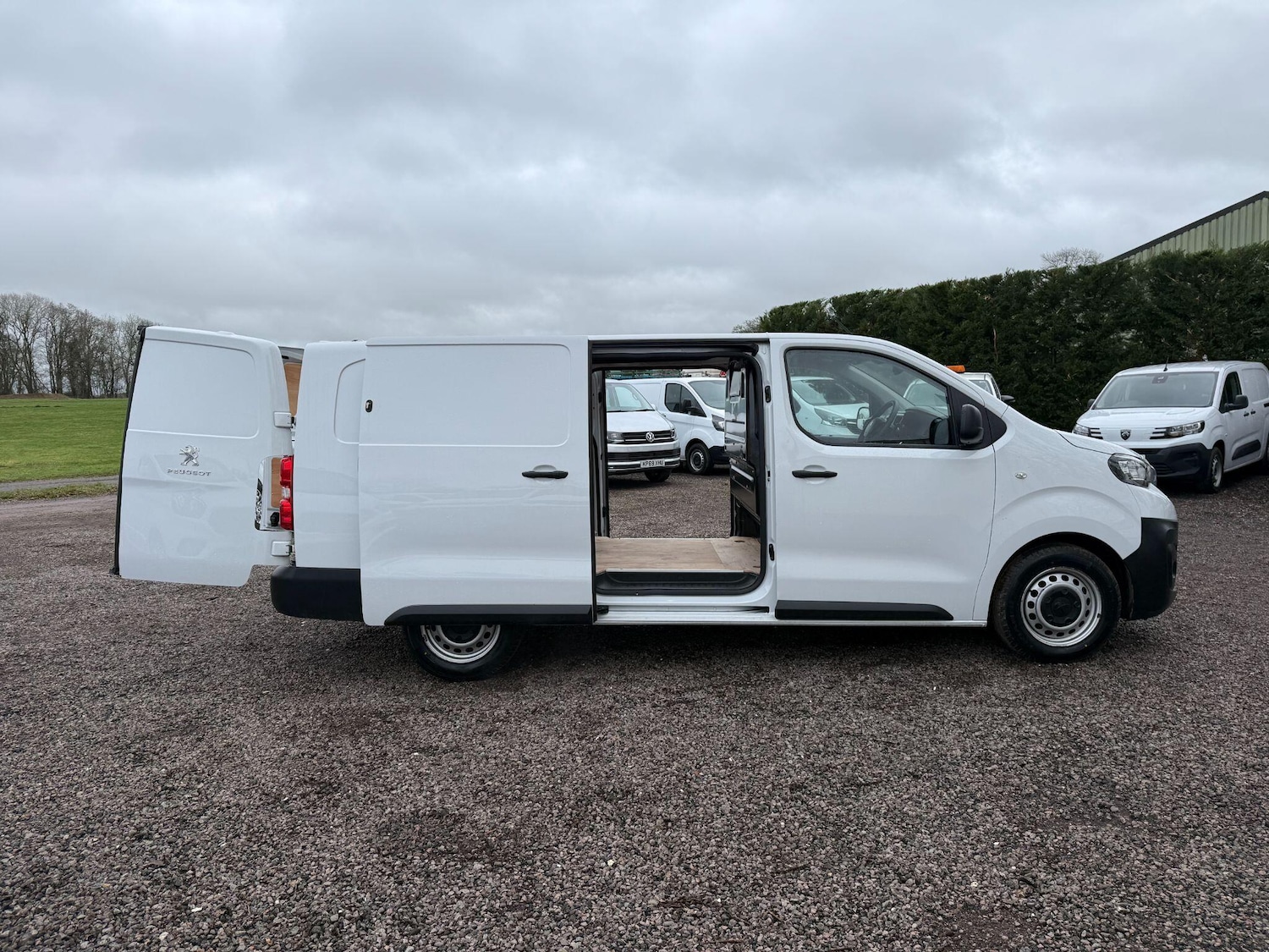 Used Peugeot Expert 2023 for sale - 77484305: Photo 23