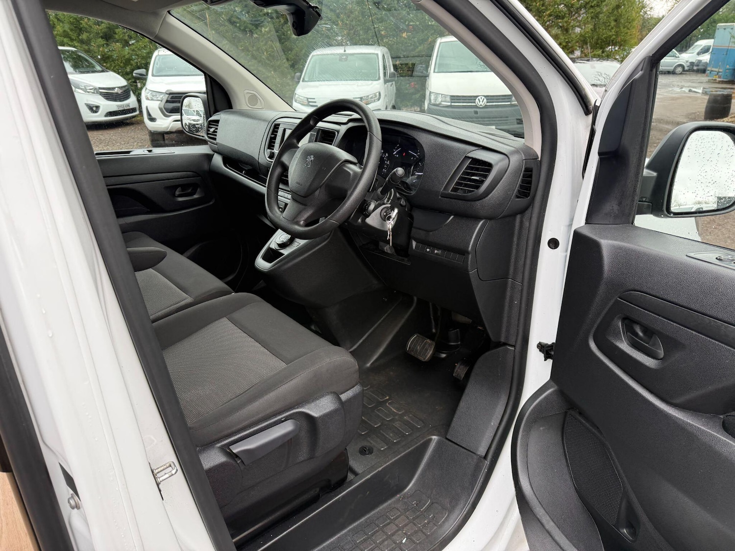 Used Peugeot Expert 2023 for sale - 77484305: Photo 28