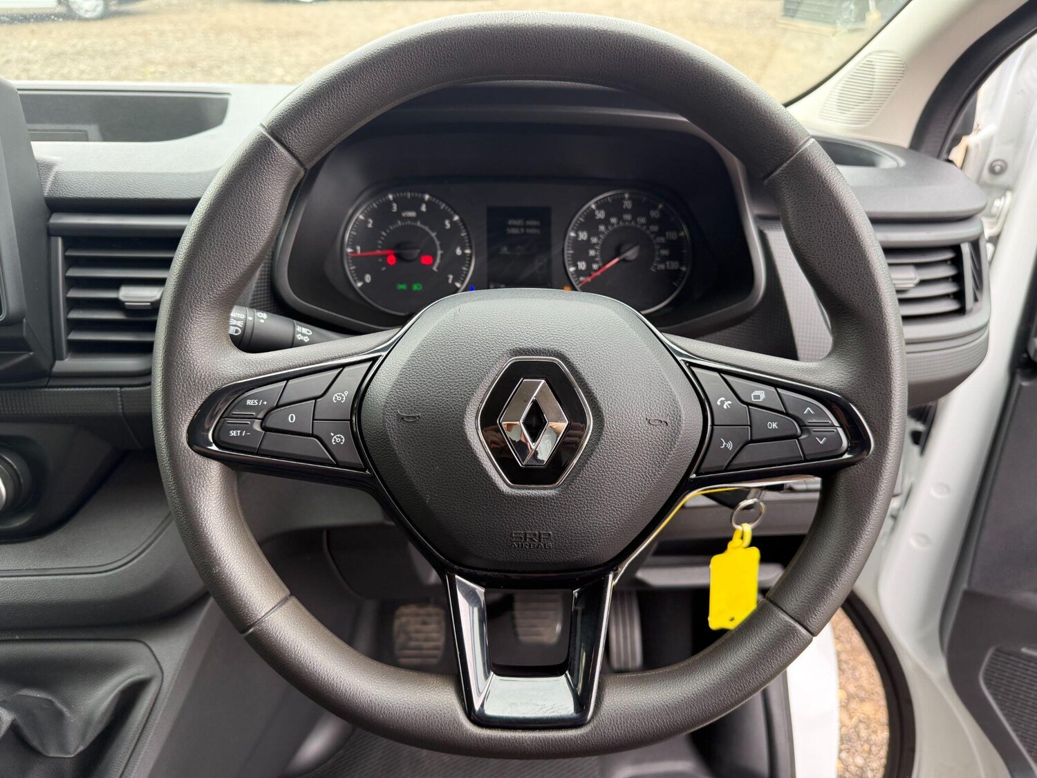 Used Renault Trafic 2023 for sale - 78185011: Photo 30