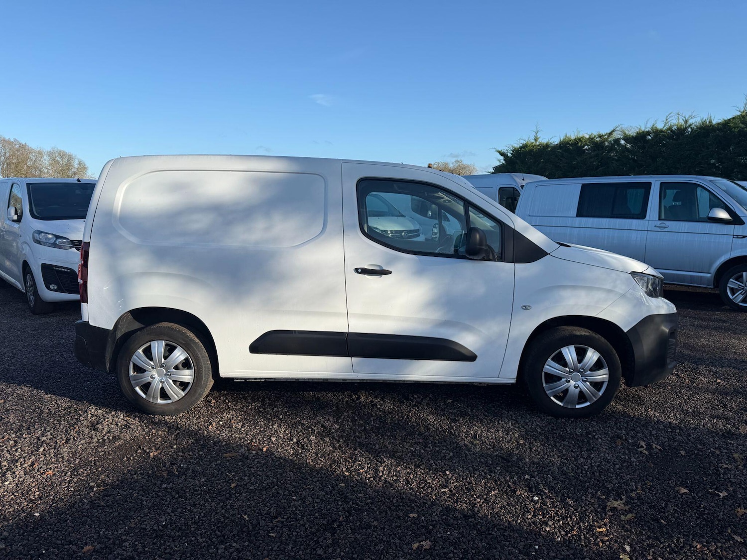 Used Peugeot Partner 2020 for sale - 76953090: Photo 26