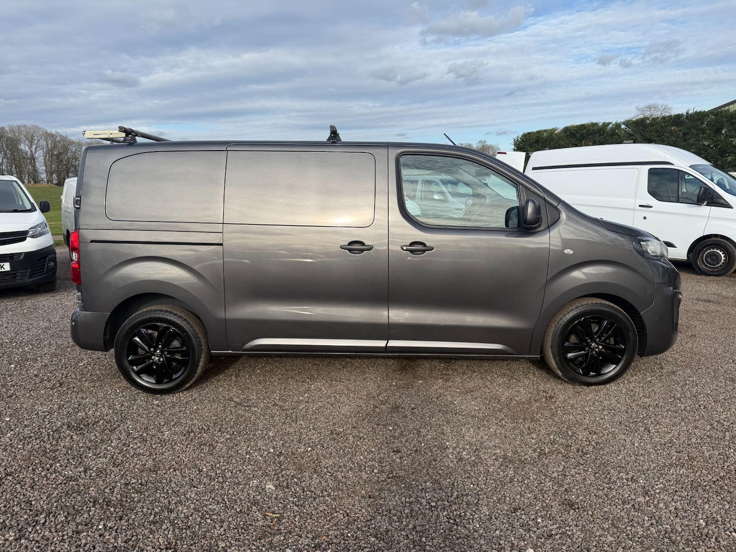 Used Peugeot Expert 2017 for sale - 78086569: Photo 16