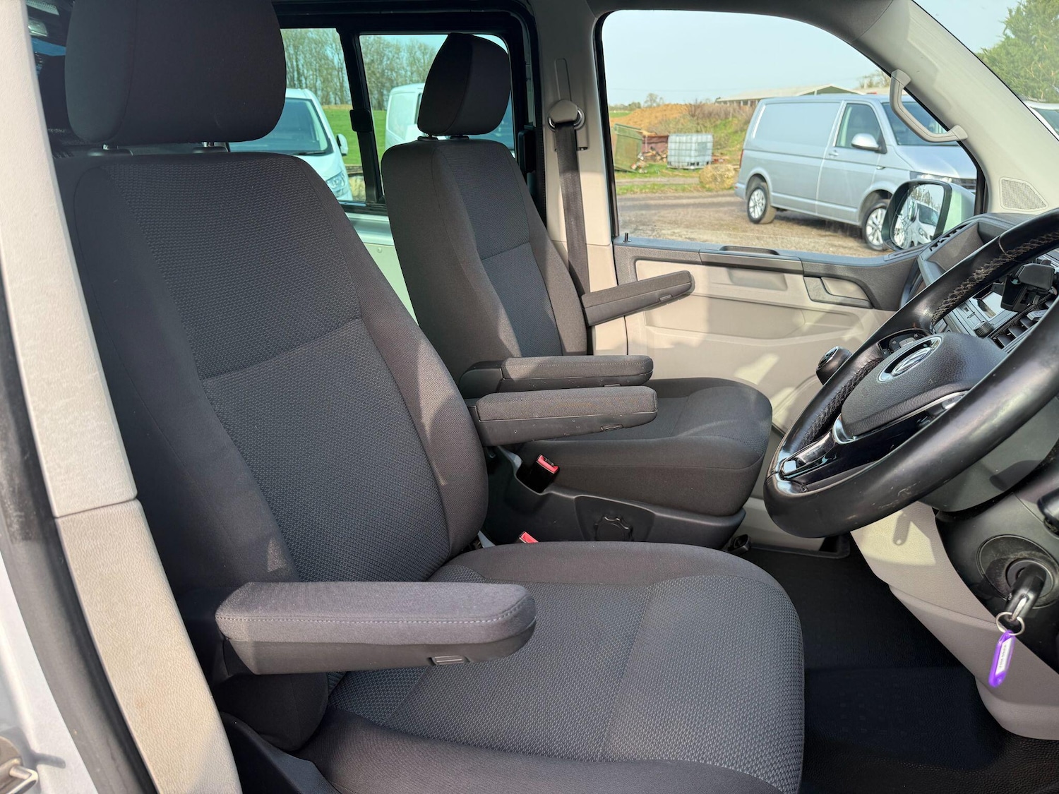 Used Volkswagen Transporter for sale - 77769452: Photo 23