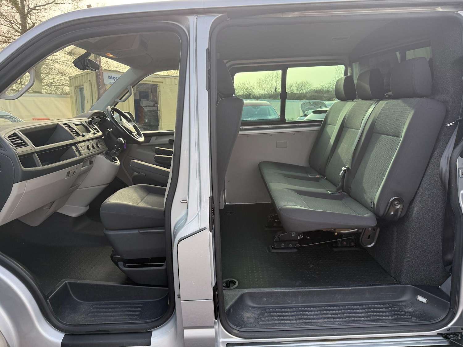 Used Volkswagen Transporter for sale - 77769452: Photo 27