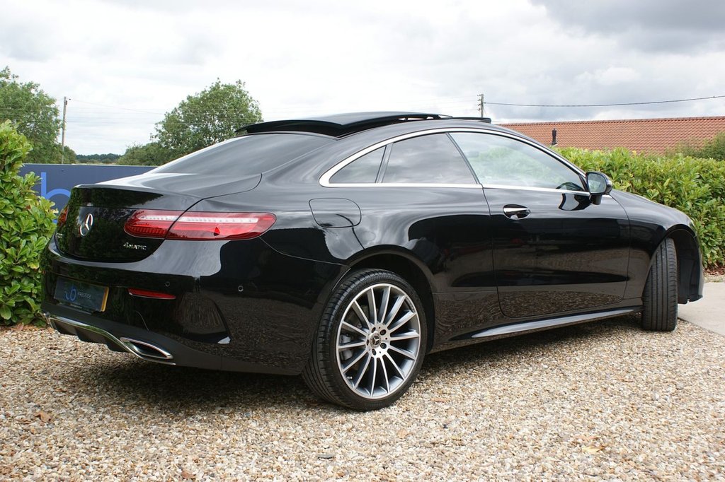 Used Mercedes-Benz E Class 2019 for sale - 77249980: Photo 4