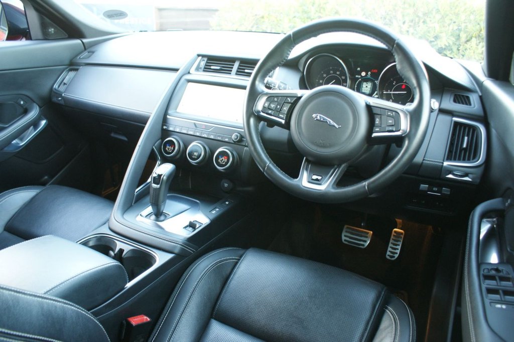 Used Jaguar E-Pace 2019 for sale - 77250141: Photo 3