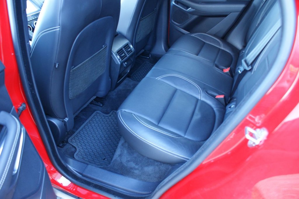 Used Jaguar E-Pace 2019 for sale - 77250141: Photo 34