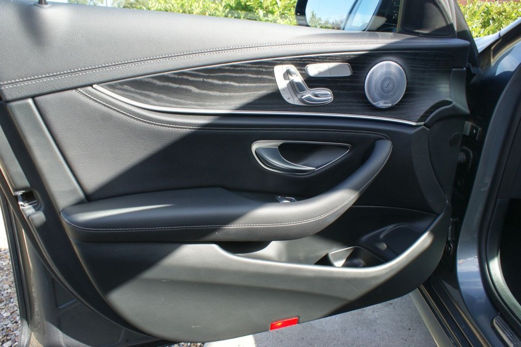 Used Mercedes-Benz E Class 2020 for sale - 77249822: Photo 25