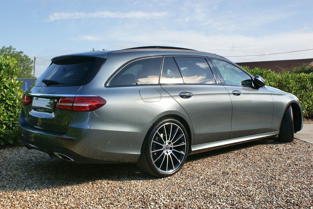 Used Mercedes-Benz E Class 2020 for sale - 77249822: Photo 4