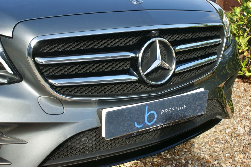 Used Mercedes-Benz E Class 2020 for sale - 77249822: Photo 9