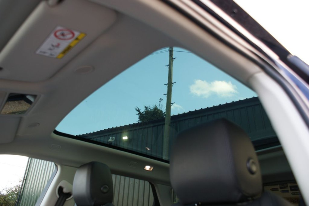 Used Land Rover Range Rover Evoque 2022 for sale - 77249837: Photo 3