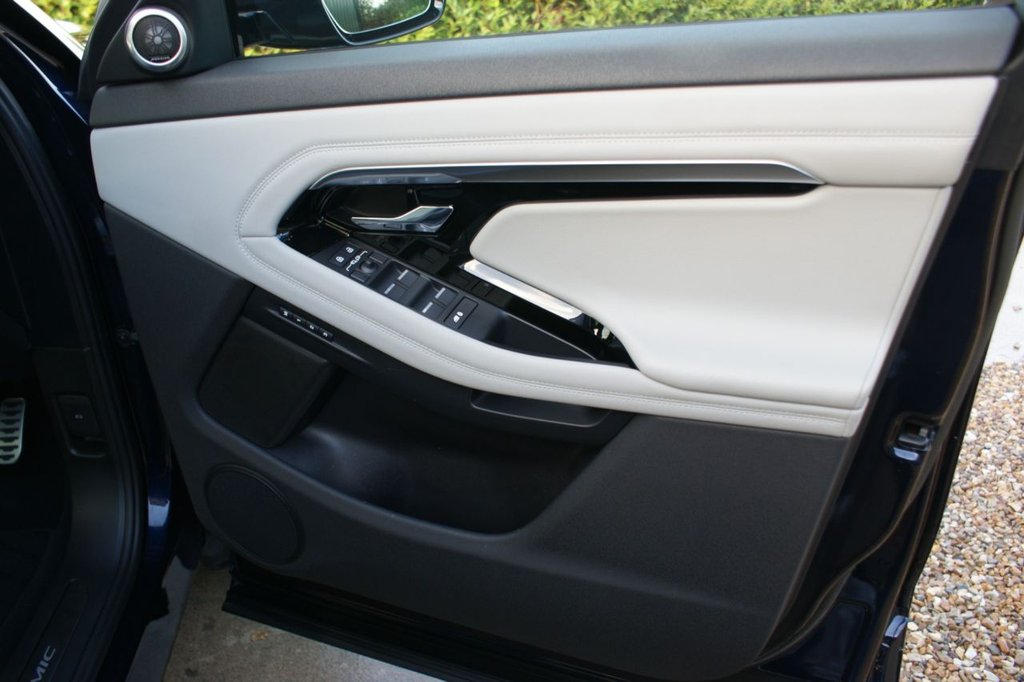 Used Land Rover Range Rover Evoque 2022 for sale - 77249837: Photo 41