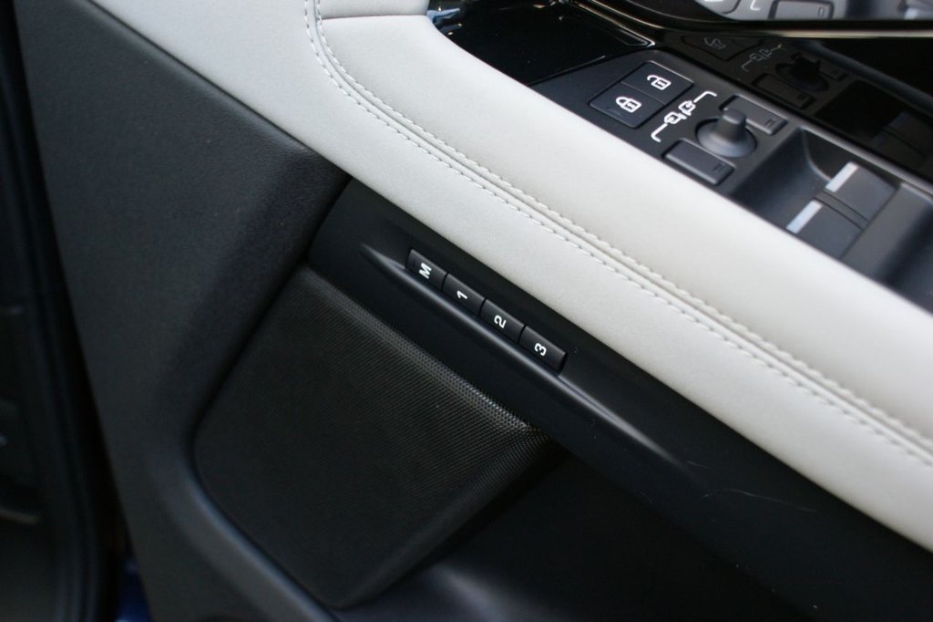 Used Land Rover Range Rover Evoque 2022 for sale - 77249837: Photo 43