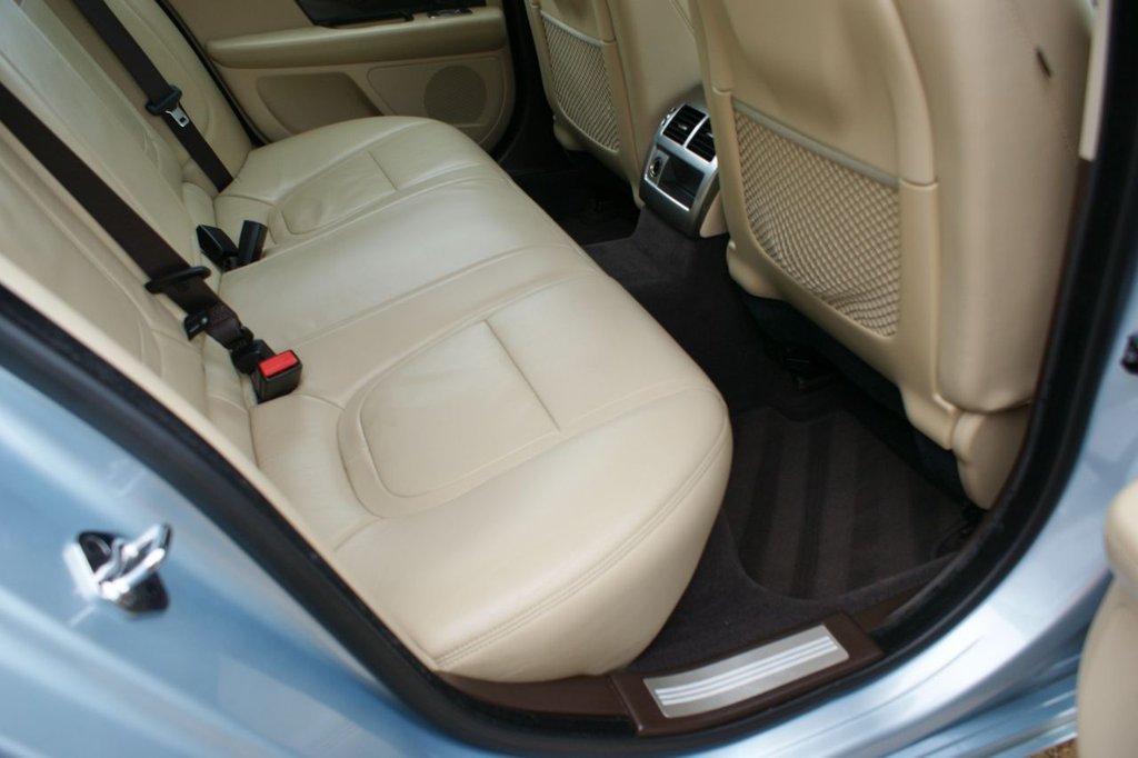 Used Jaguar XF 2011 for sale - 77594287: Photo 42