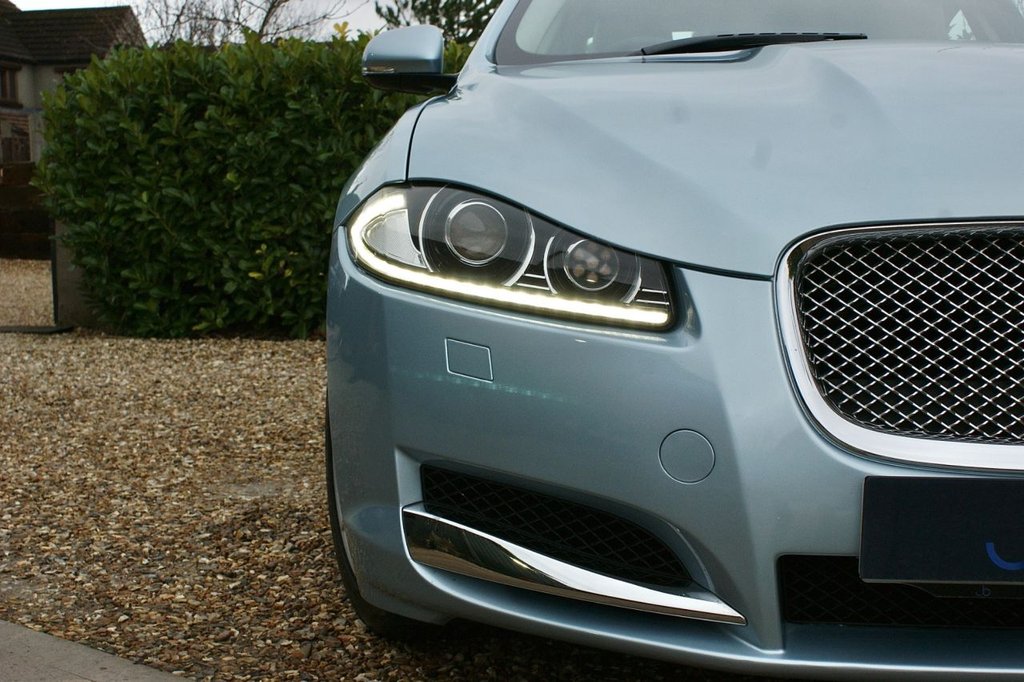 Used Jaguar XF 2011 for sale - 77594287: Photo 6