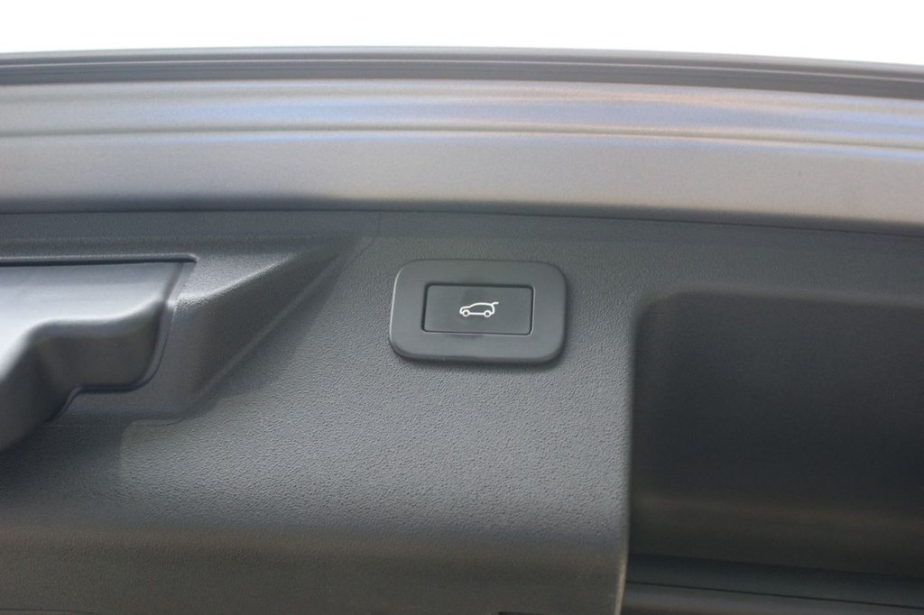 Used Land Rover Discovery Sport 2023 for sale - 77249974: Photo 39