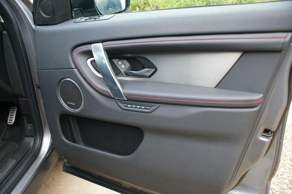 Used Land Rover Discovery Sport 2023 for sale - 77249974: Photo 45