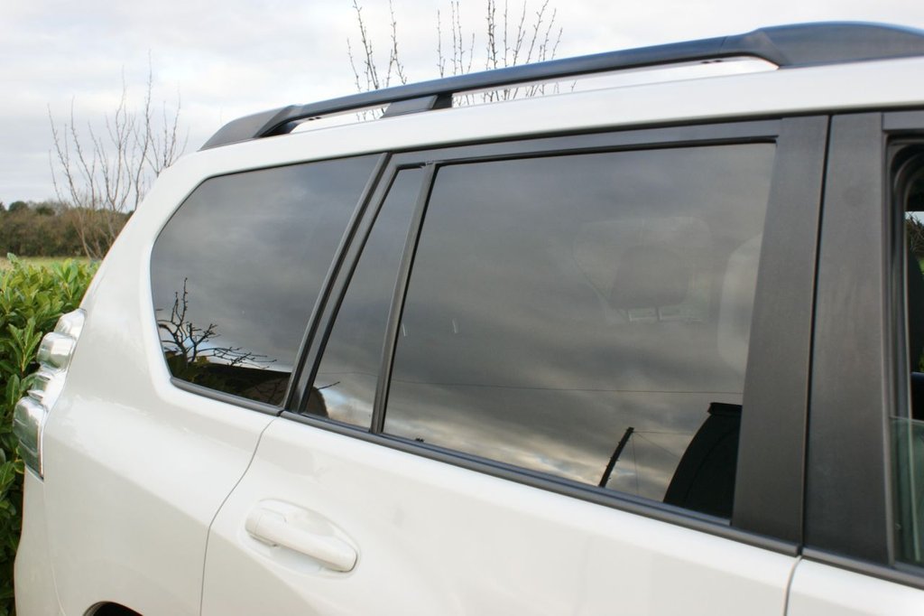 Used Toyota Land Cruiser 2017 for sale - 77249775: Photo 17