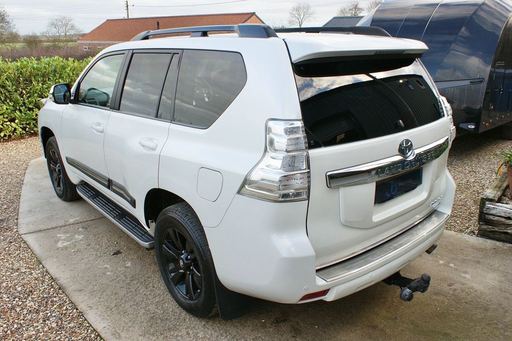 Used Toyota Land Cruiser 2017 for sale - 77249775: Photo 23