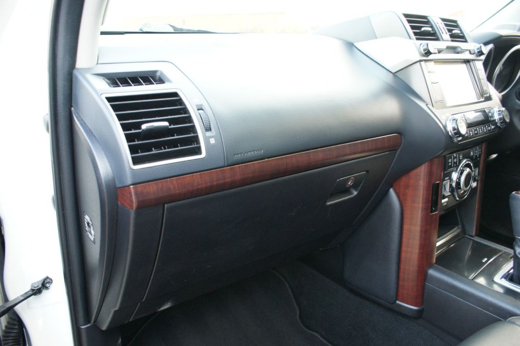 Used Toyota Land Cruiser 2017 for sale - 77249775: Photo 30