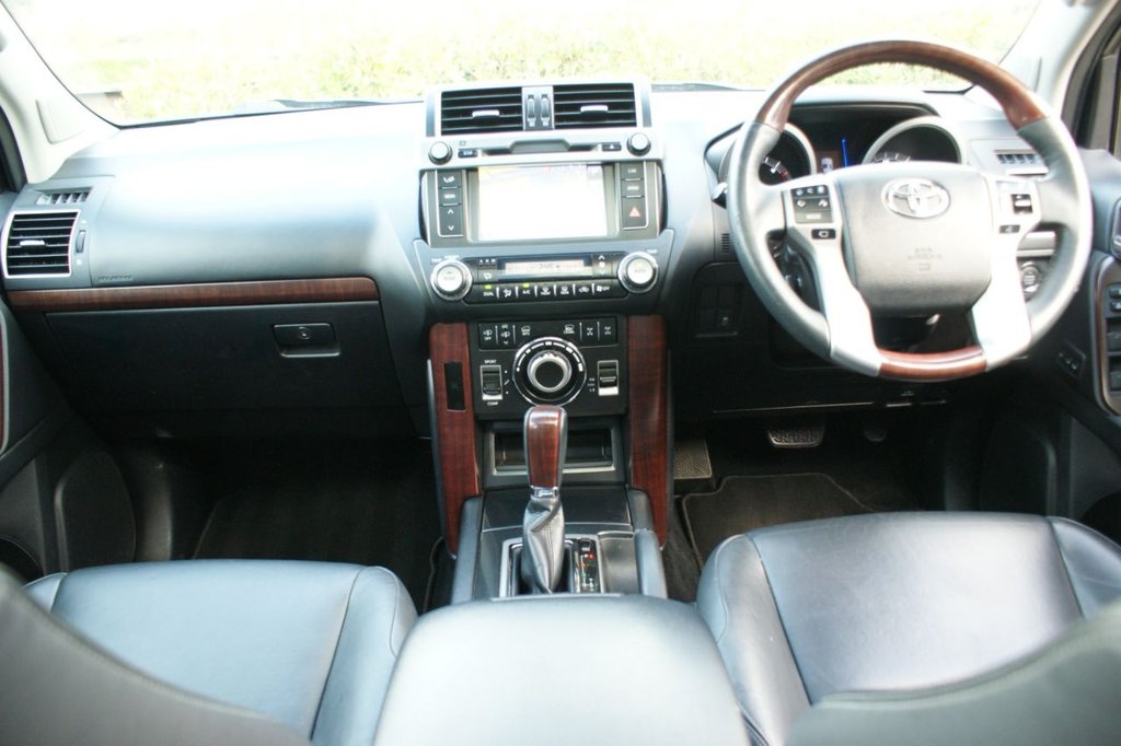 Used Toyota Land Cruiser 2017 for sale - 77249775: Photo 39