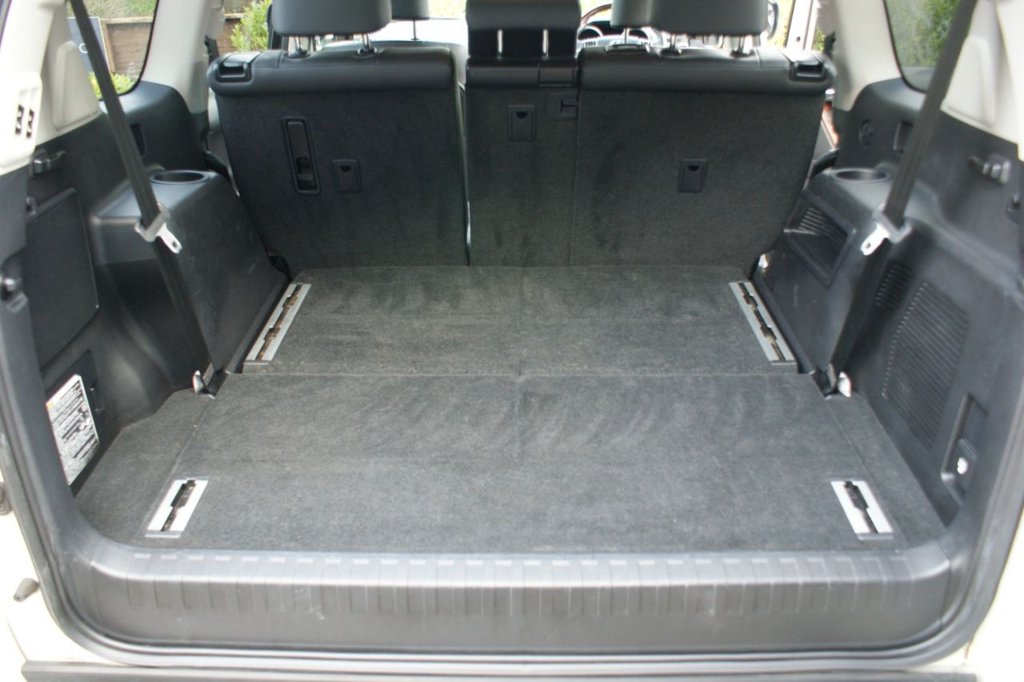 Used Toyota Land Cruiser 2017 for sale - 77249775: Photo 48