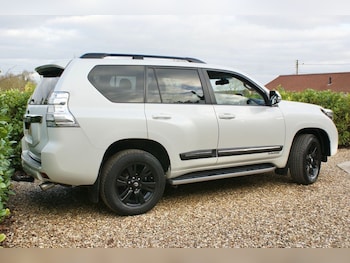 Used Toyota Land Cruiser 2017 for sale - 77249775: Photo